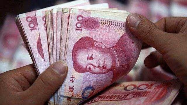「兒媳,我外孫滿月,你給一萬」「媽,我生兒子姑姐才給一千」