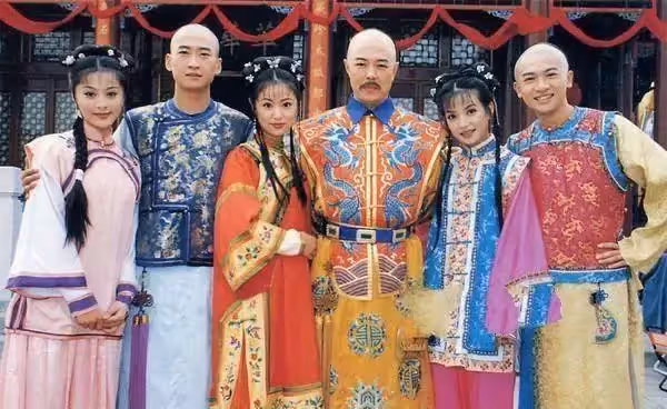 時隔23年,林心如素顏扮「紫薇」,「一張大臉」詮釋歲月不饒人
