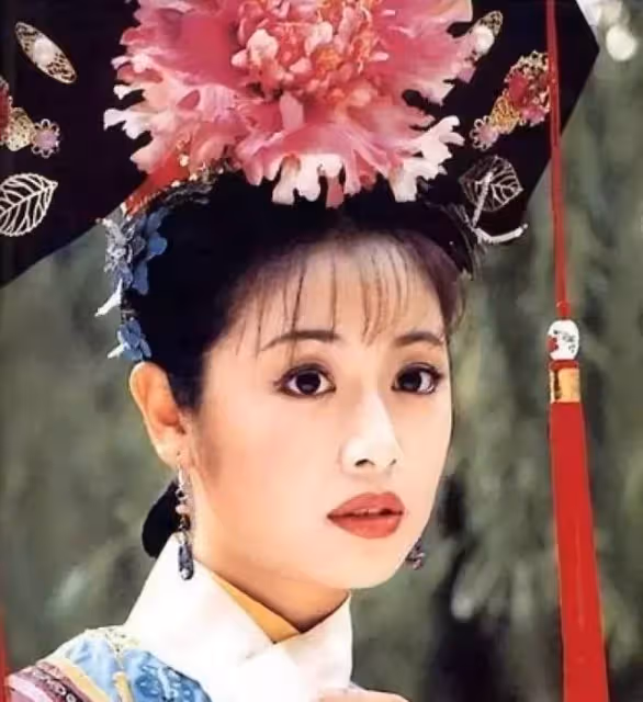 時隔23年,林心如素顏扮「紫薇」,「一張大臉」詮釋歲月不饒人
