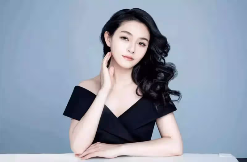 大S是匹狼,為了變美親手剪下自己的肉,狠得讓人心疼,感性時又拼盡全力:只為給他生小孩!
