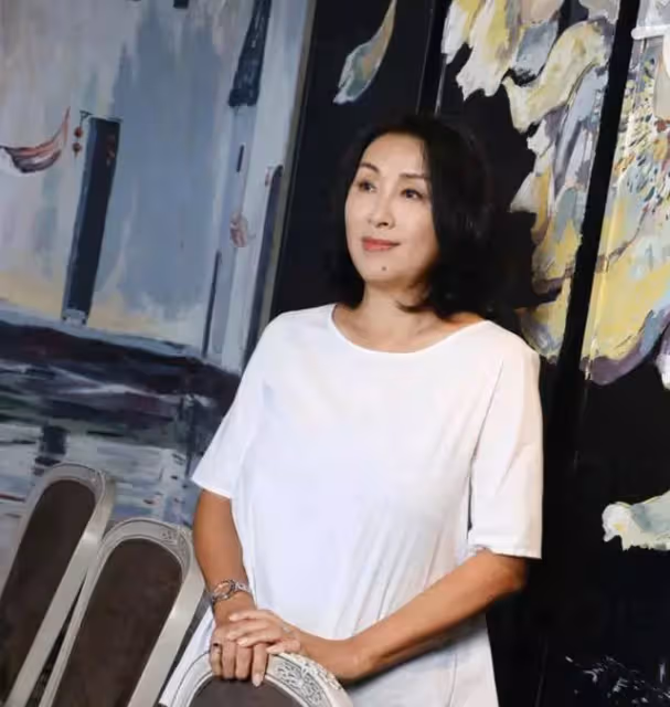 陳秀珠宣布離巢TVB,為照顧兒子常年國內外飛,孩子父親身份不詳