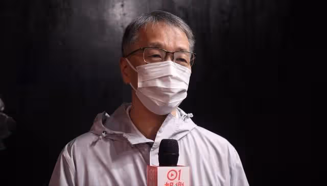 突破!港姐季軍戴假金髮變身小野貓跳鋼管舞,與甜美形象差別大