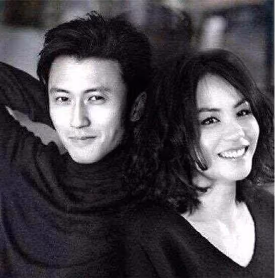 謝霆鋒明明深愛王菲,但又不跟王菲結婚?張柏芝發聲訴出隱情