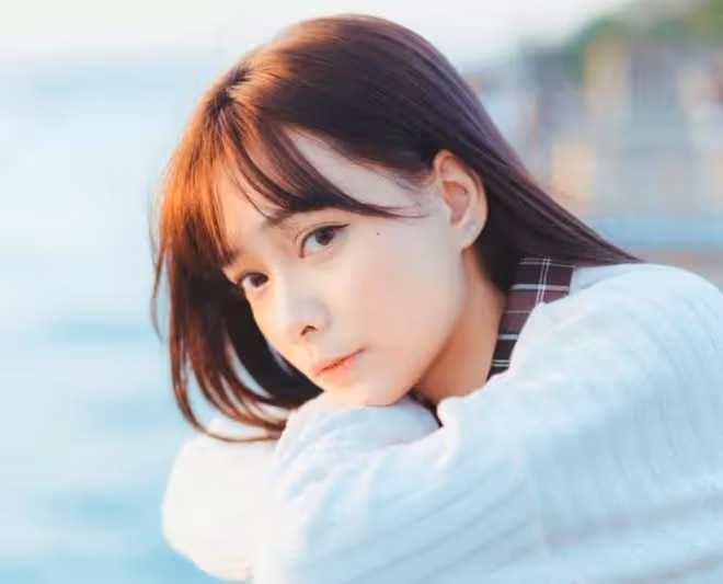 2022再添「新瓜」!23歲女星被曝閃婚又閃離,疑婚內出軌導致