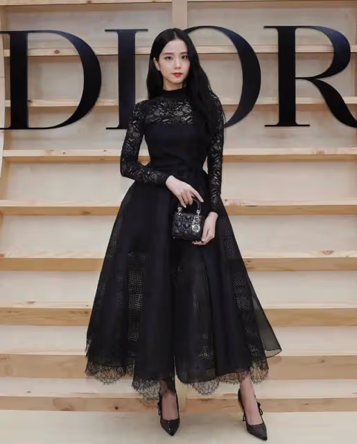 22年5月女團個人品牌評價TOP10:JENNIE、苞娜穩在前二，華莎升第三