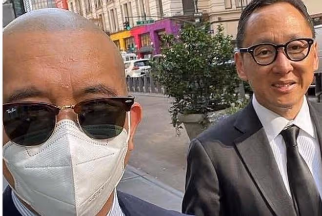 具俊曄穿西裝照片,讓人意想不到,感慨原來這麼帥
