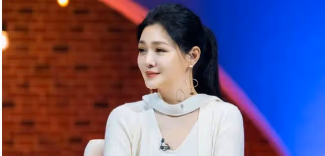 具俊曄穿西裝照片,讓人意想不到,感慨原來這麼帥