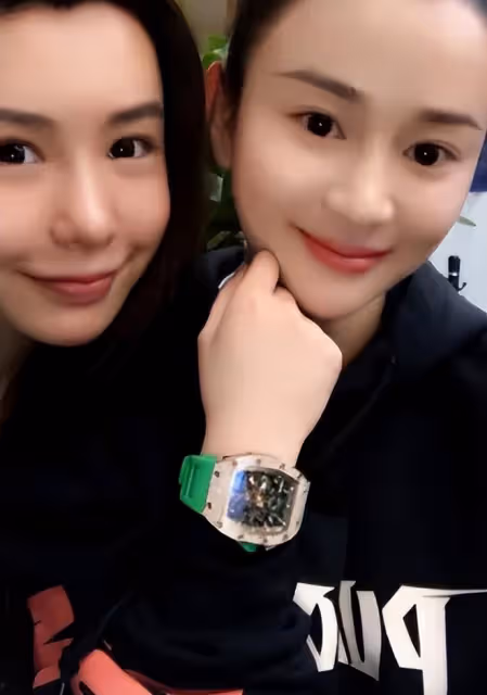 做了7年小三，被吳秀波親手送進監獄的陳昱霖，出獄後過得如何？