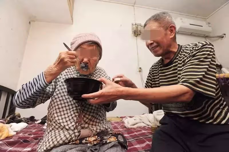 母親給4個兒子的遺書:謝謝你們照顧我 但我後悔生你們