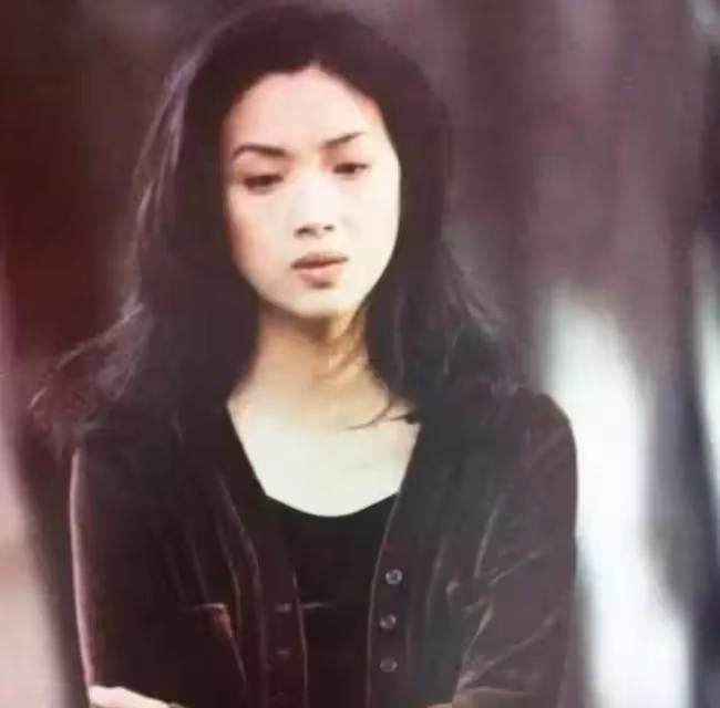 消失的影后!她拒絕劉德華求婚 被渣男家暴後「嫁圈外老公吃路邊攤」52歲近照不敢認
