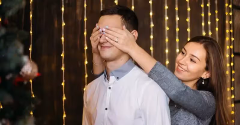 「女兒你是老大，就算不吃不喝也得幫你弟買房」女兒的回覆扎心了