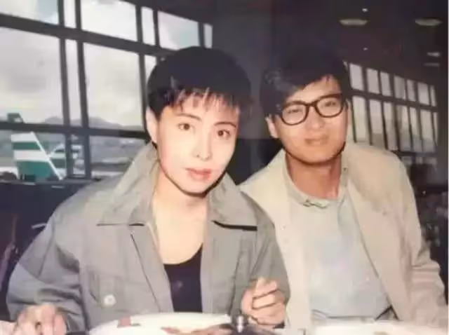 他裸捐56億!卻只穿15元拖鞋「市場買菜」,不請「任何名流」小餐館慶祝「60大壽」一生無兒無女,發哥的人生:活得清澈