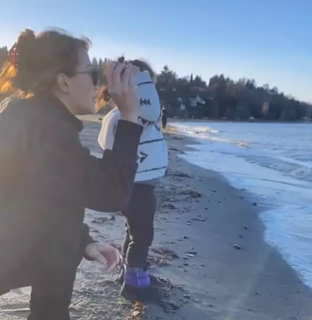 謝婷婷3歲女兒照片公開:長得像舅舅謝霆鋒,是個可愛的混血寶寶