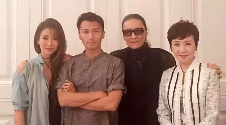 謝婷婷3歲女兒照片公開:長得像舅舅謝霆鋒,是個可愛的混血寶寶