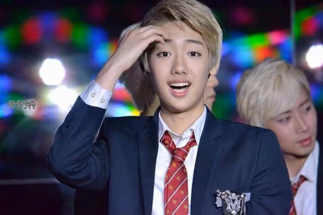 女明星對同學施加暴力，女演員涉嫌酒駕道歉，24歲男明星生命垂危