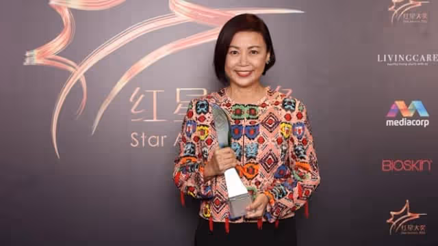 520戴上四方帽　向云：我是整合營養顧問!