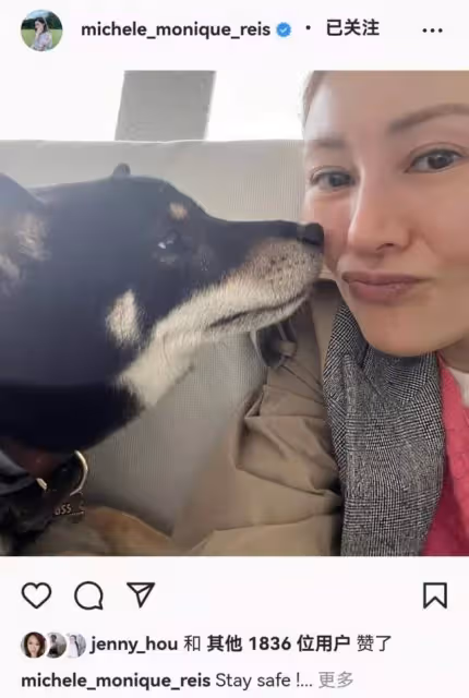 51歲李嘉欣近況曝光！與名媛姐妹坐遊艇出海，發福明顯小粗腿搶眼