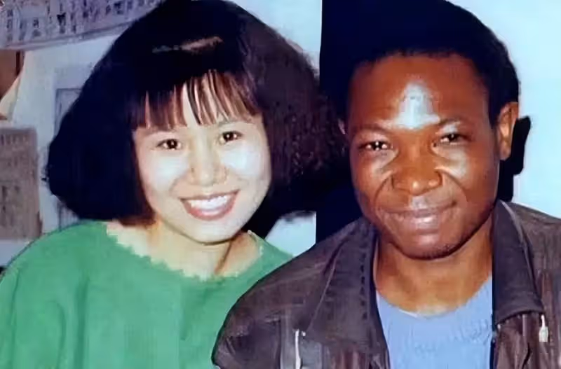 29年前遠嫁非洲!清華才女「執意嫁黑人」婚後竟有10位婆婆 又遭喪子之痛今現況曝光: 不後悔值得!