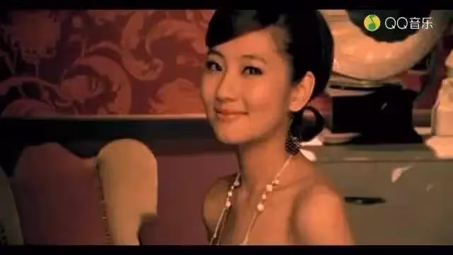 40歲Selina「談小7歲姐弟戀」認了不再婚!曝光未來計畫「不需要法律保障」全網讚翻:做自己的女王