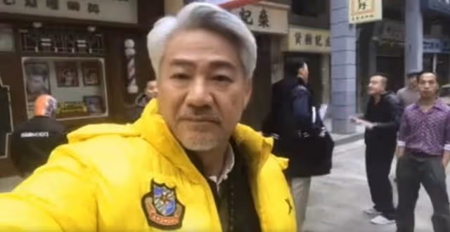 定居珠海已拿到居住證！香港知名老戲骨分享申請醫保卡：好有益處