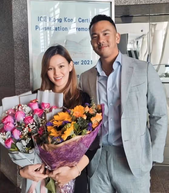 恭喜！香港知名老戲骨女兒宣布平安誕男嬰，產後恢復迅速面色紅潤