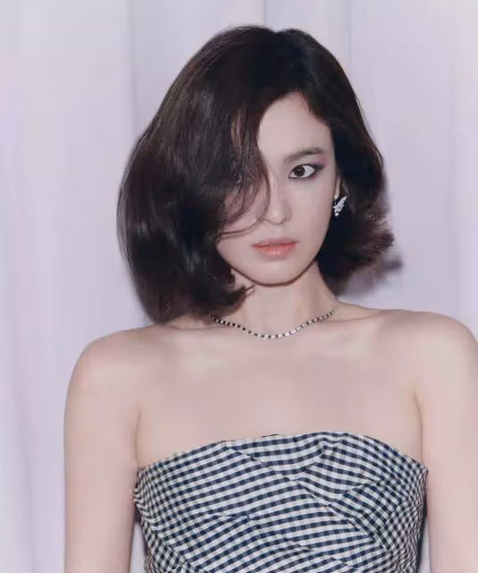 宋慧喬怎麼了?畫大粗眉完全認不出,網友直呼:失去了溫柔大女主氣質