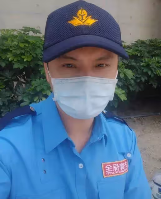 《戲說台灣》一哥跑去當保全!捨遠求近「只為陪妻小」日薪曝光: 很知足!方順吉被打動:正港的男子漢