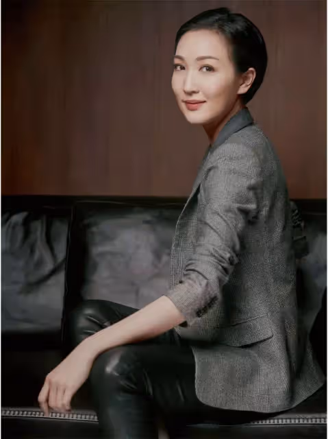 霍英東最爭氣孫女!拿牛津雙學位「靠自己身價上億」成豪門清流 遺傳影星媽「美貌基因」顏值才華並存