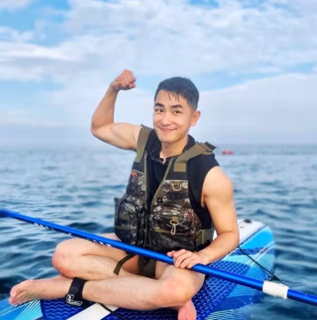 曾是低收入戶!《美麗人生》家和「棄醫院工作」鬧家庭革命 今成母驕傲「水果店貼滿他海報」