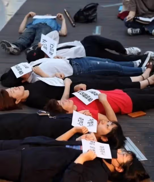 韓國女團「公開嘲諷」全國男性：「你們的尺寸，是真的不行」