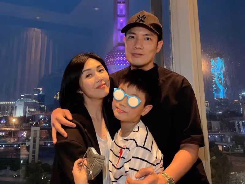與楊千嬅兩個月沒見面　丁子高思念愛妻：想去找她