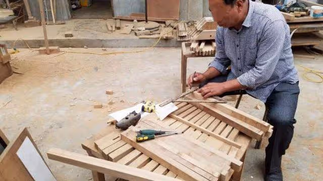 「兒媳,我兒沒下樓帶孩子,你就要攆走我們」「媽,這是我的房」