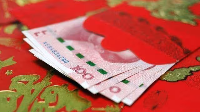 「兒媳，買房沒錢，我要留錢養老」「媽，姑姐買房你給了20萬」