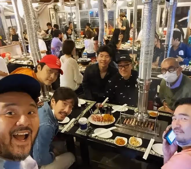 大S真成了搖錢樹?具俊曄的餐廳恨不得貼滿她的照片!