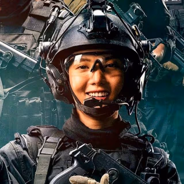 賈乃亮4字回應新戀情,李小璐現在感情空窗,為閨蜜豪送千朵玫瑰