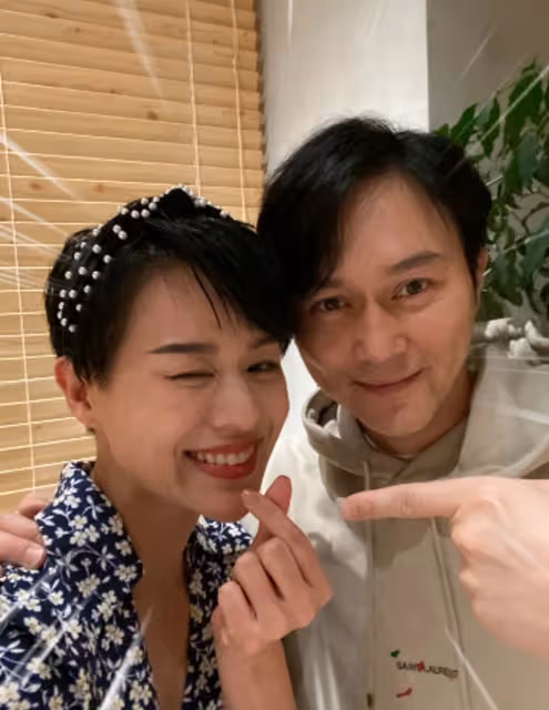 胡杏兒真聲唱《歲月如歌》獲張智霖打氣　那英：你不用跟我比