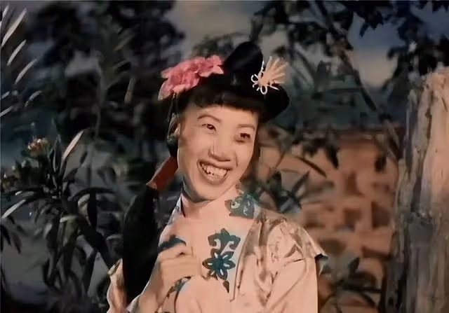突傳死訊!香港知名粵劇演員在睡夢中離世,年過80歲仍登台演出