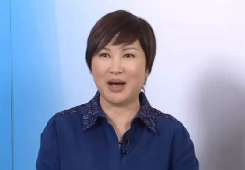前亞視一姐陳秀雯被曝光已轉行，罕見露臉公開近況，直言：拍戲靠緣分，更多精力放在香薰上面，網友：苦盡甘來