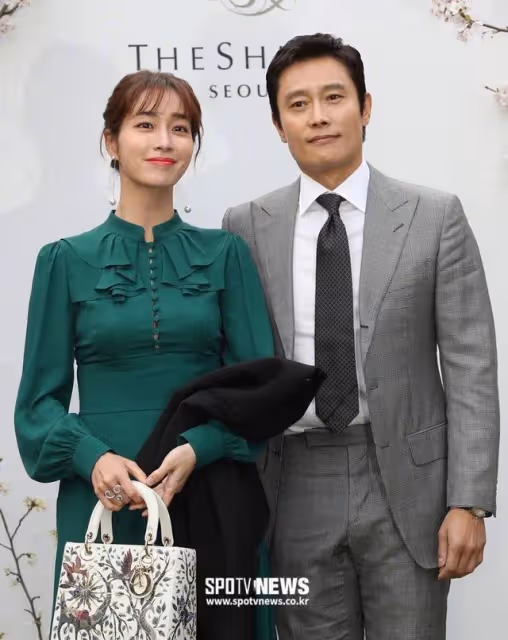 多次出軌還送情人坐牢的渣男李秉憲,證明有演技就能為所欲為