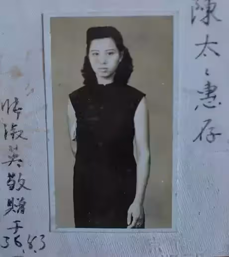 93歲的她,苦尋初戀77年,帶著「一張合照」遠赴台灣,做最後的告別,網有落淚:這樣的愛情太珍貴!