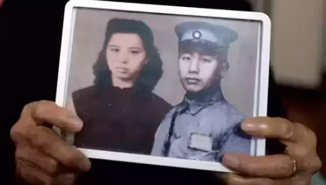 93歲的她,苦尋初戀77年,帶著「一張合照」遠赴台灣,做最後的告別,網有落淚:這樣的愛情太珍貴!