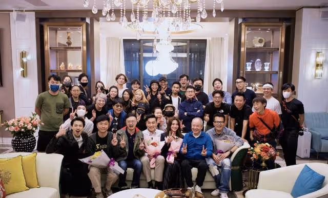 恭喜！又一部純正港劇殺青，《家族榮耀》班底聯合黃宗澤再創經典
