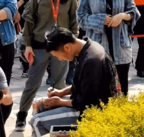 謝霆鋒被拍掛心愿卡，傳和張柏芝復婚，願望曝光證實兩人再無可能
