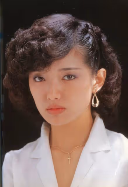 山口百惠為小田信吾送行，這個男人不僅是恩師還是她一生的好朋友