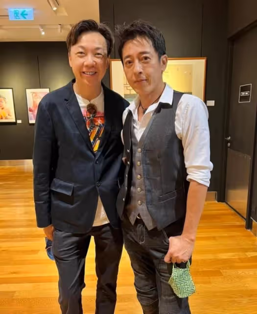 帥氣不減當年!56歲香港知名男星近況曝光,堅持吃素20年狀態極佳
