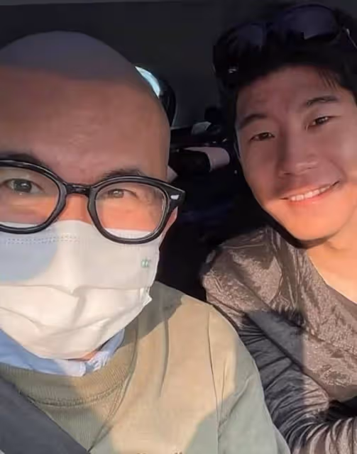 具俊曄回韓國,兄弟沈泰允為他接風,在韓國人氣爆棚