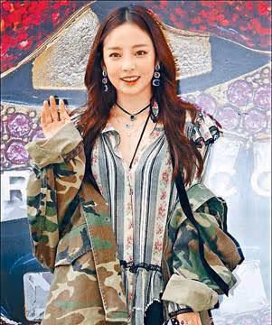 具荷拉出道賺4億卻要睡三溫暖好心酸,渣男舊愛IG轉非公開避風頭