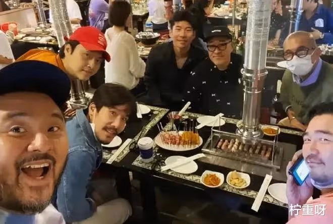 具俊曄新婚後與大S感情甜蜜,回韓國獲好友祝福,事業迎來上升期