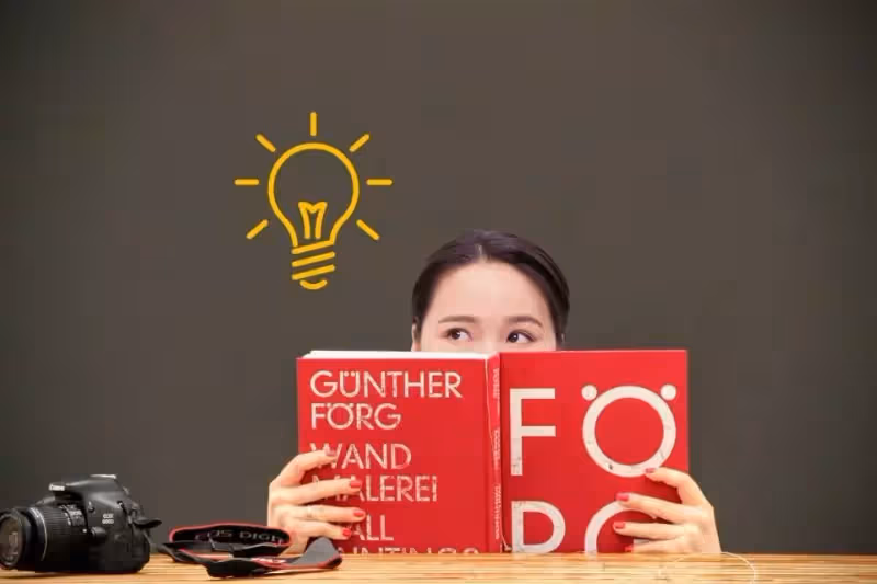 女人請記住,人到中年,換一種方式存錢會更好