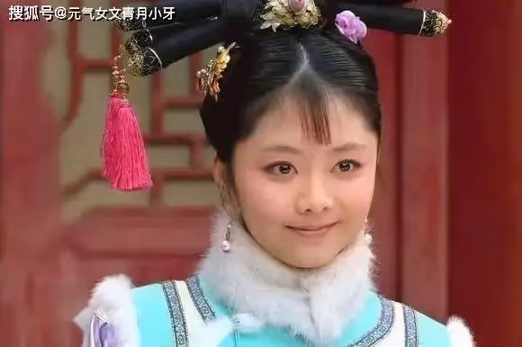 譚松韻:從校園女孩到職場麗人,演得好少女,更演得了女人